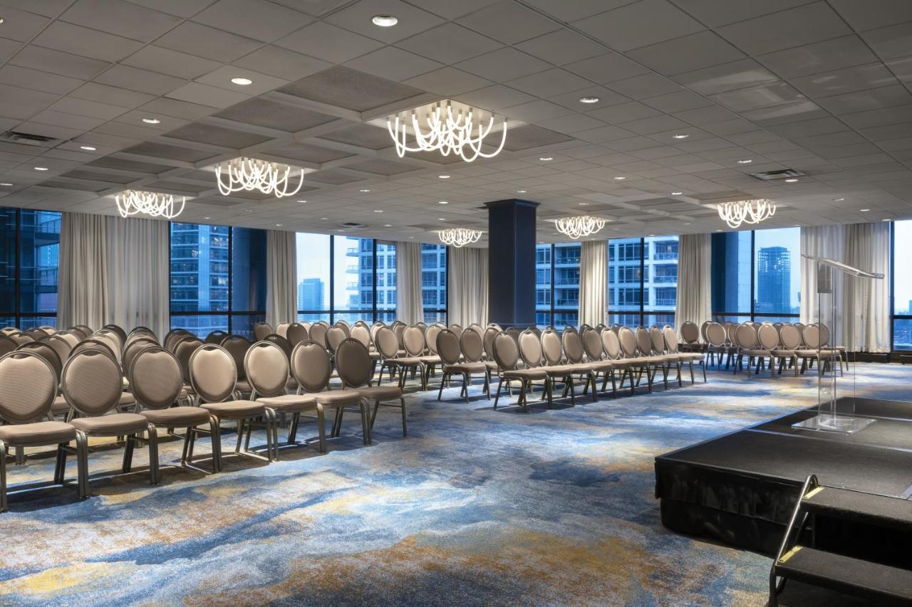 Voco Chicago Downtown - Riverwalk By Ihg Esterno foto