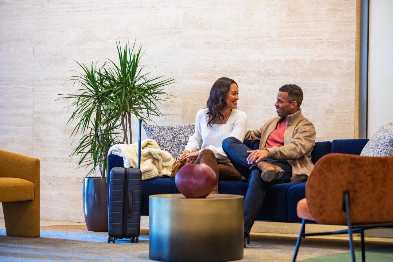 Voco Chicago Downtown - Riverwalk By Ihg Esterno foto