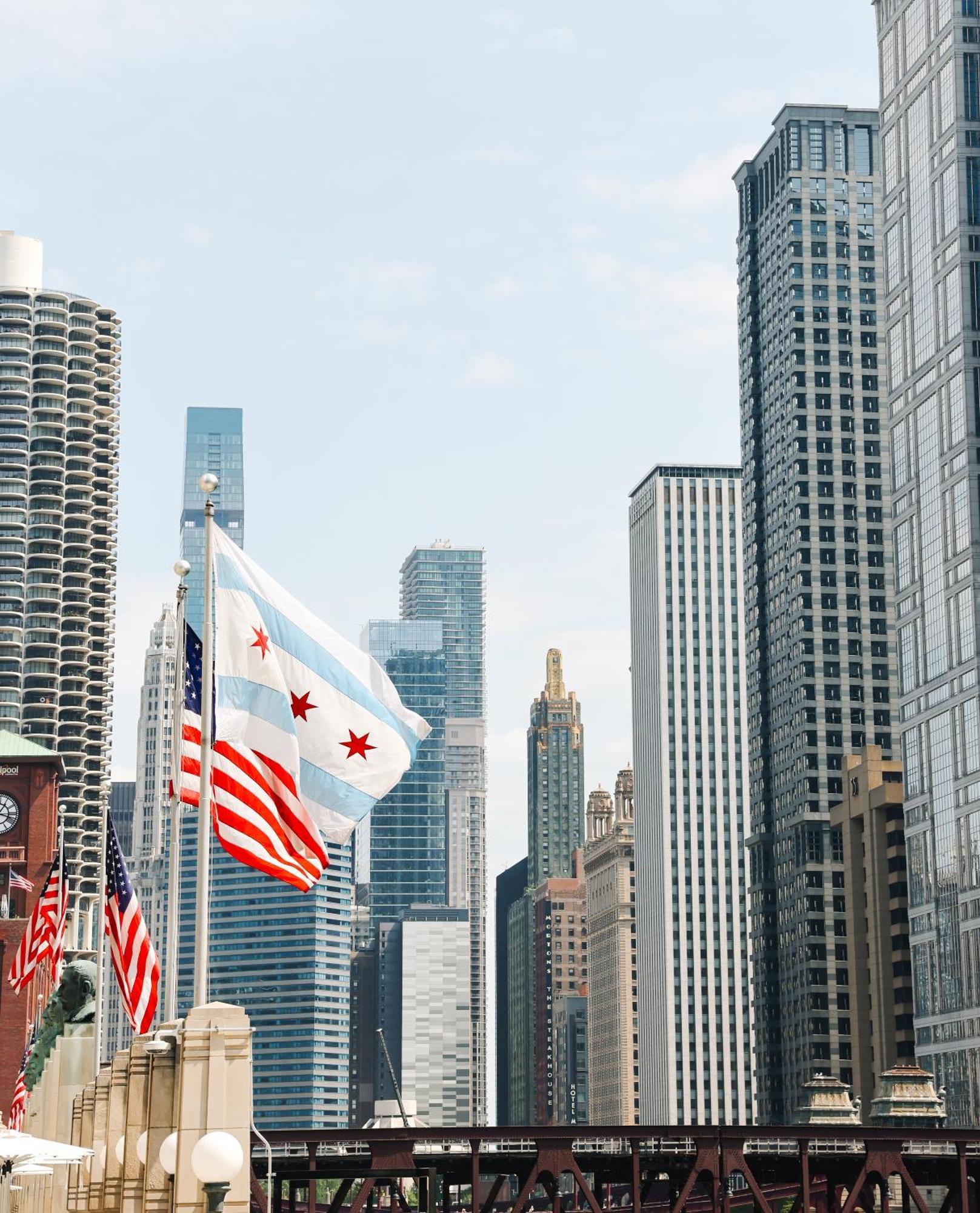 Voco Chicago Downtown - Riverwalk By Ihg Esterno foto